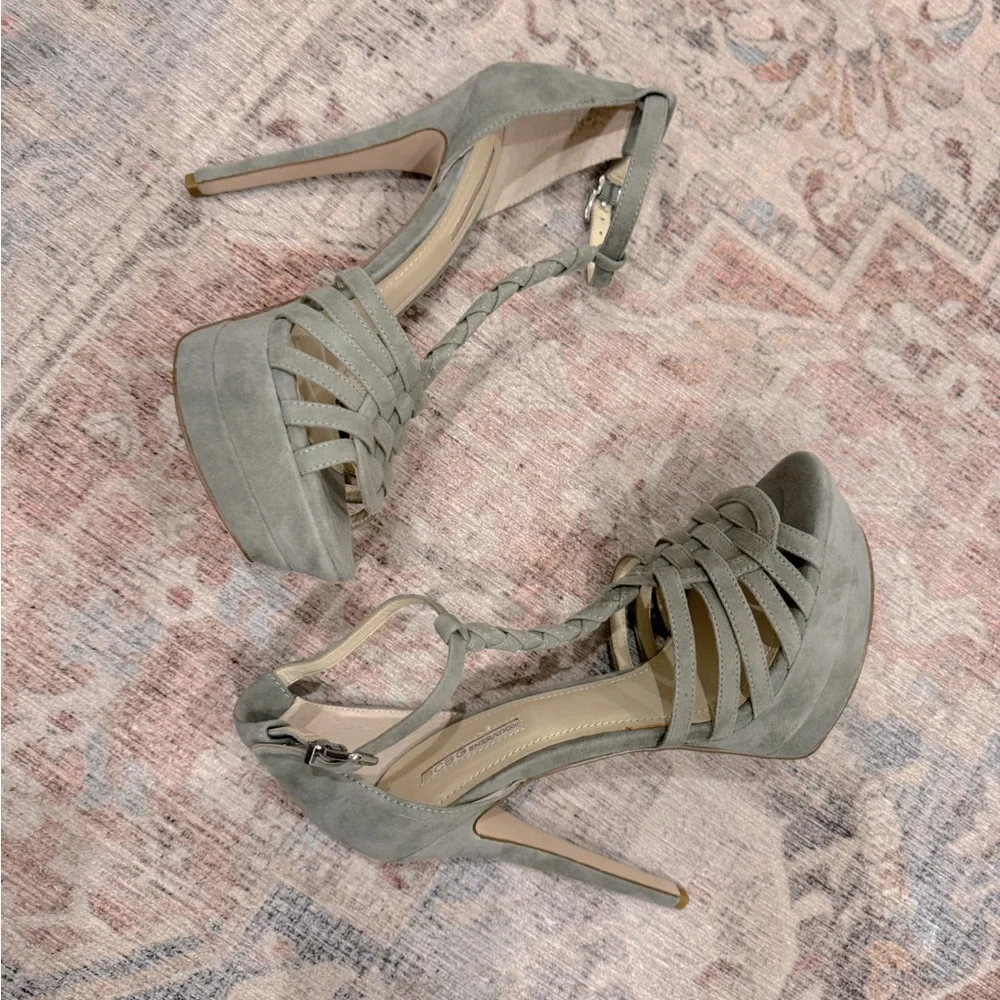 BCBG Generation Light Green Suede High Heeled Sandals Size 9